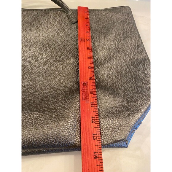 Everyday Pretty Gray Textured HUGE Shoulder Bag for Work Laptop Activewear Baby - Picture 8 of 10